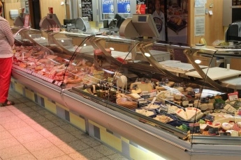 chladicí lada pro maso s otevřenou vitrínou